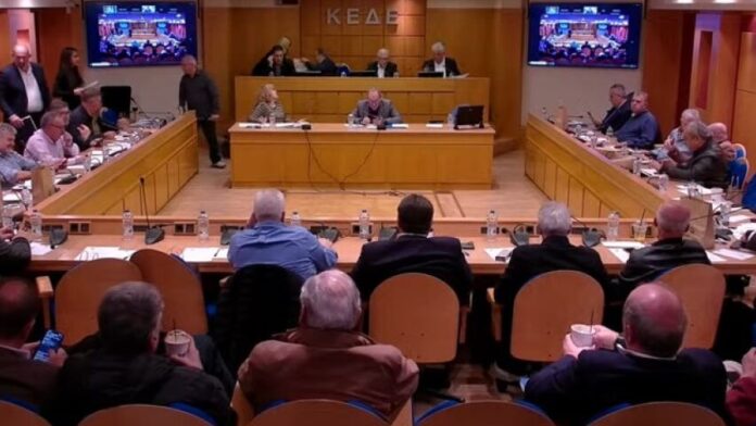 ΚΕΔΕ: «Αρνούμαστε τη μεταφορά ευθυνών από τις ΥΔΟΜ στο Κτηματολόγιο»