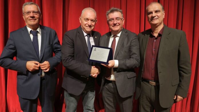 Συμφωνία με το ΕΚΠΑ για την αντισεισμική θωράκιση του Δ. Κορινθίων