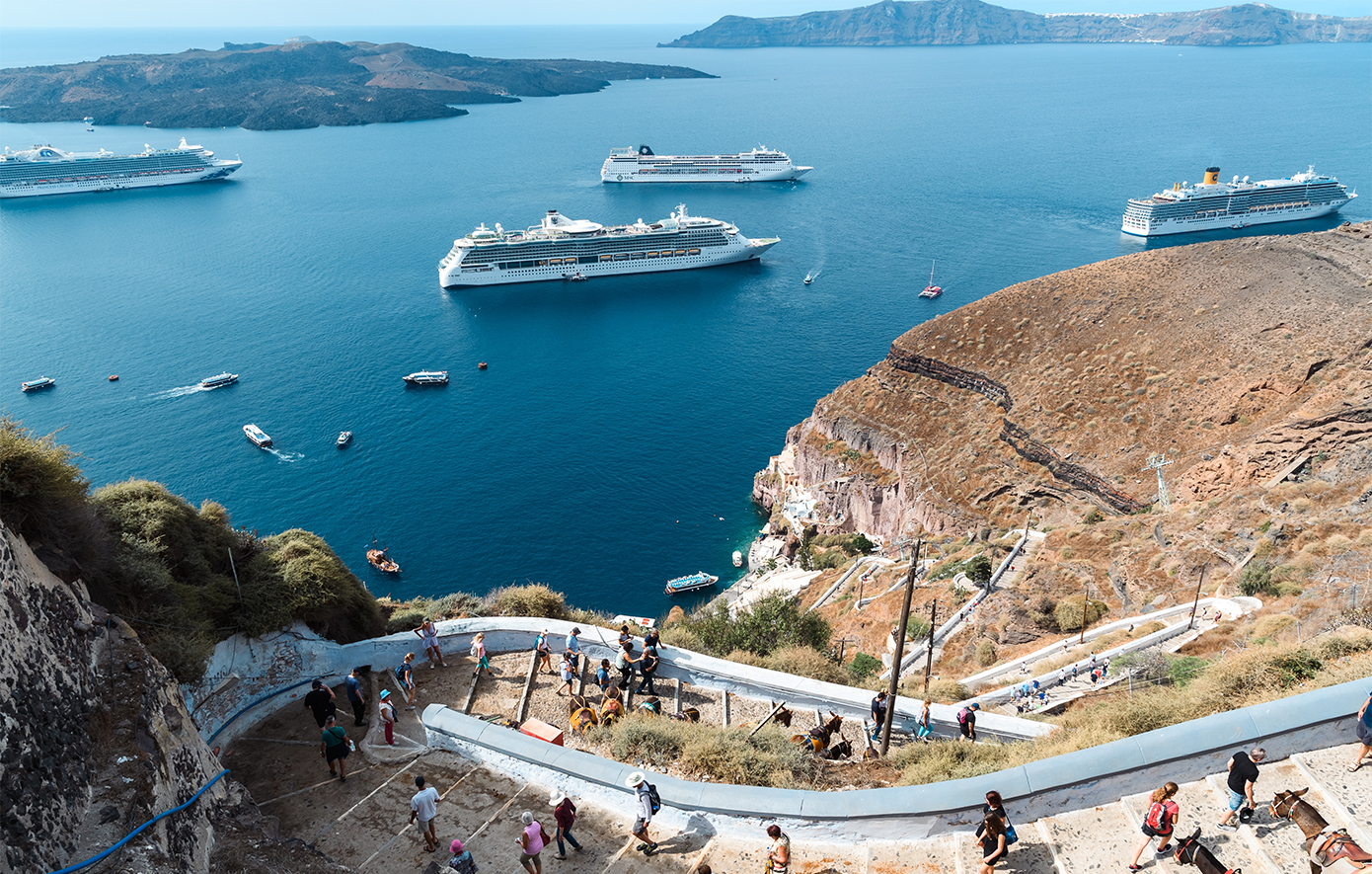 ΤτΕ: Τα έσοδα από τον τουρισμό ξεπέρασαν τα 20 δισ. ευρώ το πρώτο εννιάμηνο του έτους