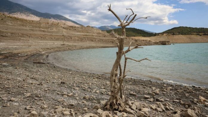 Λέρος και Πάτμος σε «υψηλό συναγερμό» λόγω λειψυδρίας – Ποιες οι συνέπειες της κατάστασης έκτακτης ανάγκης