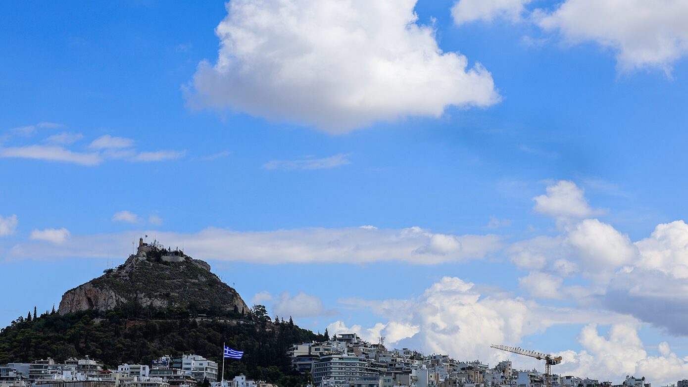 Συνεργασία δήμου Αθηναίων και Airbnb για την ανάπλαση του Λόφου του Λυκαβηττού – «Στόχος ένας πιο όμορφος και πιο προσβάσιμος δημόσιος χώρος»