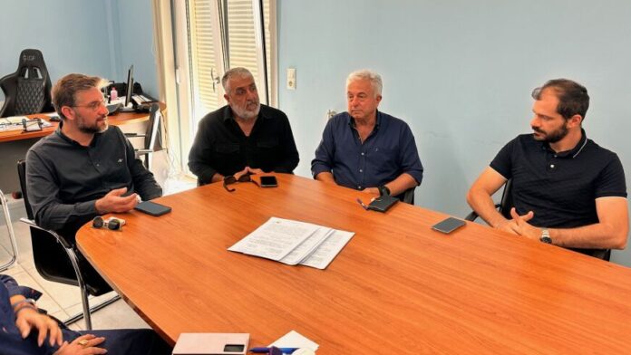 Φρέσκια γεώτρηση νερού από τη ΔΕΥΑ Μαλεβιζίου στην Τύλισο