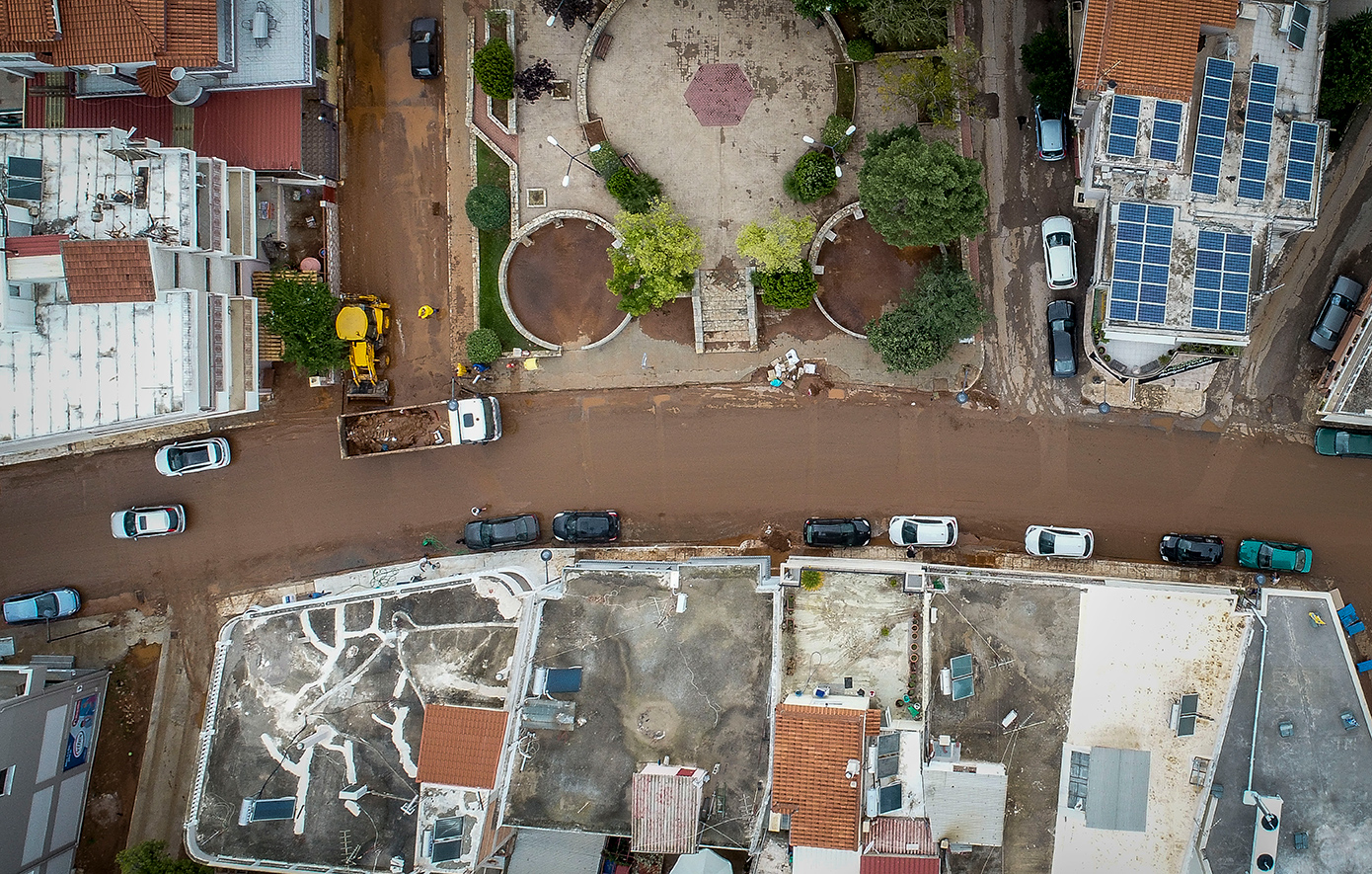 Σαν σήμερα 15 Νοεμβρίου: Η καταστροφική πλημμύρα στη Μάνδρα – 23 θύματα σε μισή ώρα