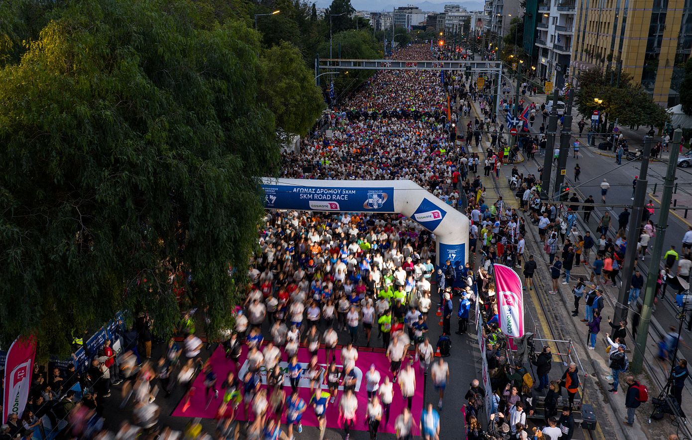 Η Αττική ζει στον παλμό του 42ου Αυθεντικού Μαραθωνίου – Ποιοι δρόμοι θα κλείσουν, πώς θα λειτουργήσουν τα ΜΜΜ