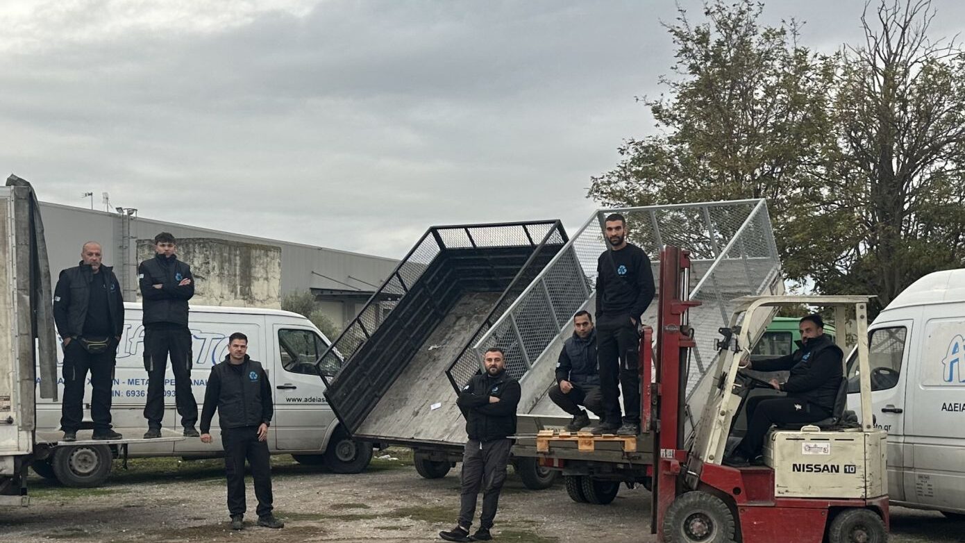 Οι μοντέρνοι «παλιατζήδες» που καθαρίζουν τα σπίτια από περιττά με ένα «κλικ» και τίποτα δεν χάνεται