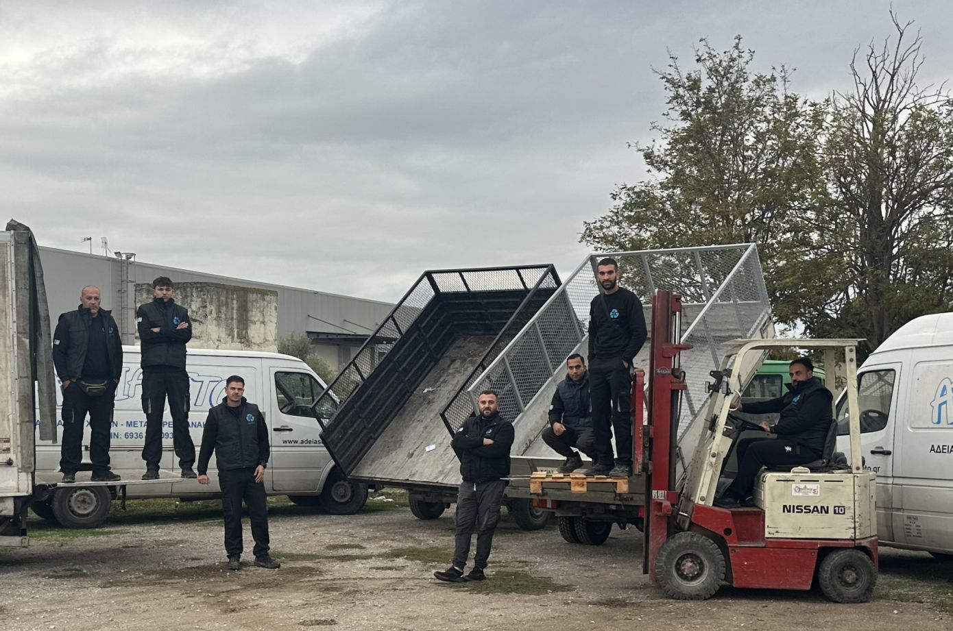 Οι μοντέρνοι «παλιατζήδες» που καθαρίζουν τα σπίτια από περιττά με ένα «κλικ» και τίποτα δεν χάνεται