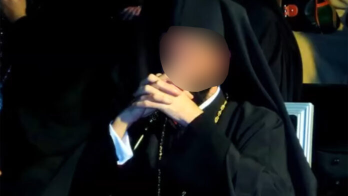 «Λιβάνιζε με κάνναβη την εκκλησία Μεγάλη Παρασκευή, γελούσαμε» – Αφήγηση πιστής για τον παλαιοημερολογίτη YouTuber