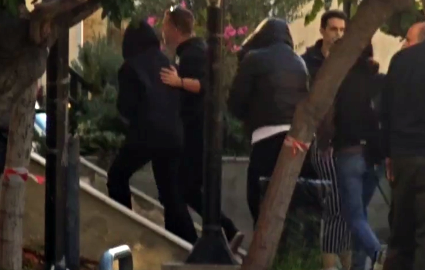 Στην Ευελπίδων ο παλαιοημερολογίτης με το σκοτεινό παρελθόν – Οι «χρυσές» επιχειρήσεις της συμμορίας και το εκκλησάκι που μετατράπηκε σε κέντρο ναρκωτικών