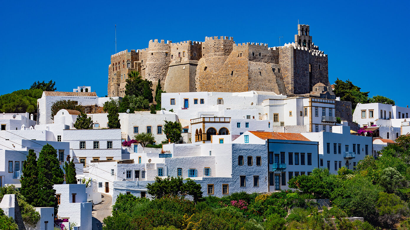 Πάτμος: Πρόστιμο 17.820€ στον Δήμο για αδράνεια στον βιολογικό καθαρισμό και θαλάσσια ρύπανση