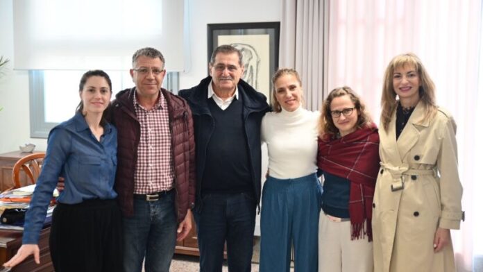 Μαθητές Δημοτικών Σχολείων εξερευνούν το Δημαρχείο Πατρέων