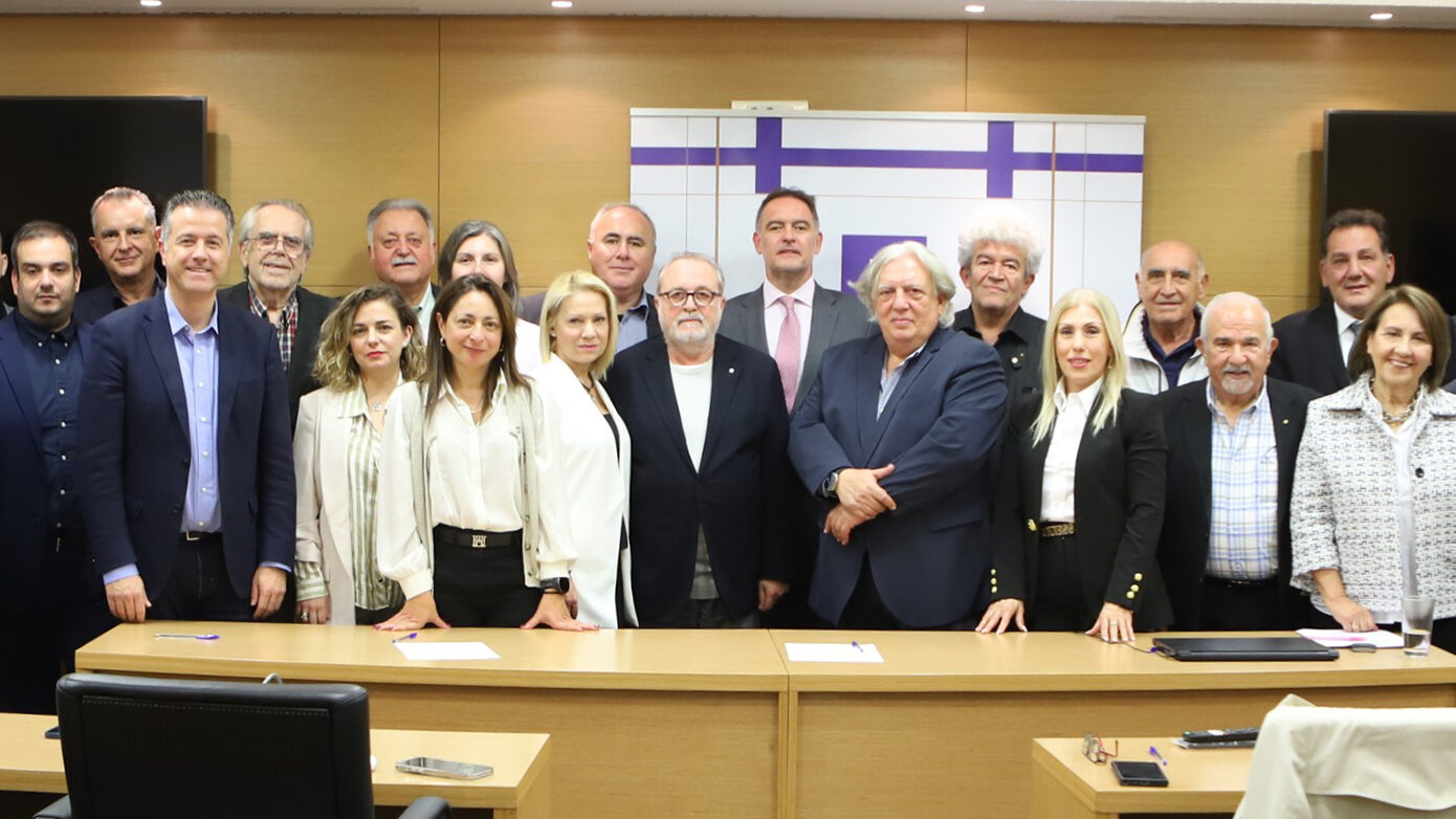 Η ανανεωμένη ομάδα του Δ.Σ του Ξενοδοχειακού Επιμελητηρίου Ελλάδος