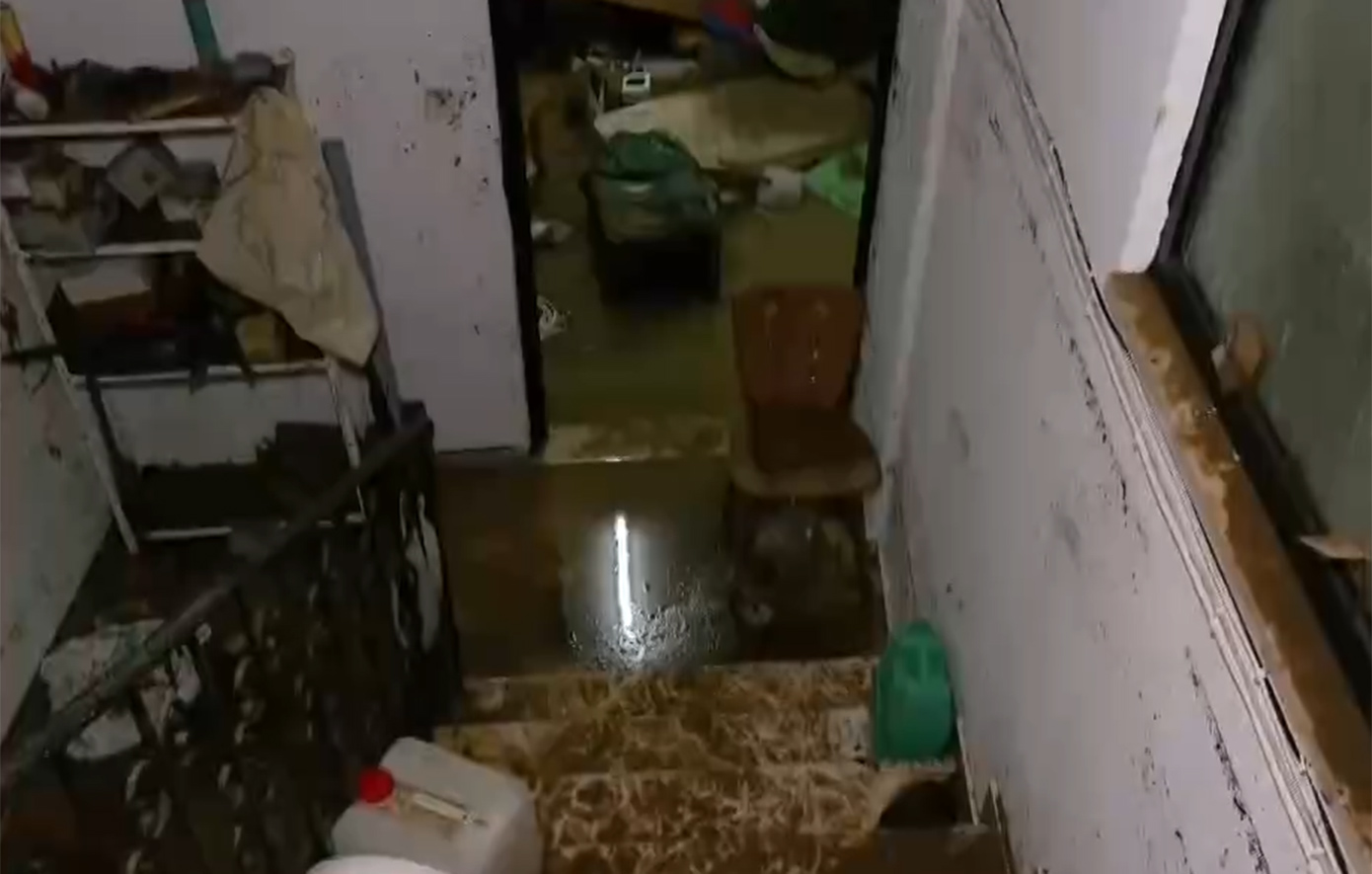 Καταστροφές από την κακοκαιρία σε πολλές περιοχές της χώρας – Πλημμυρισμένα σπίτια και κατεστραμμένα οχήματα