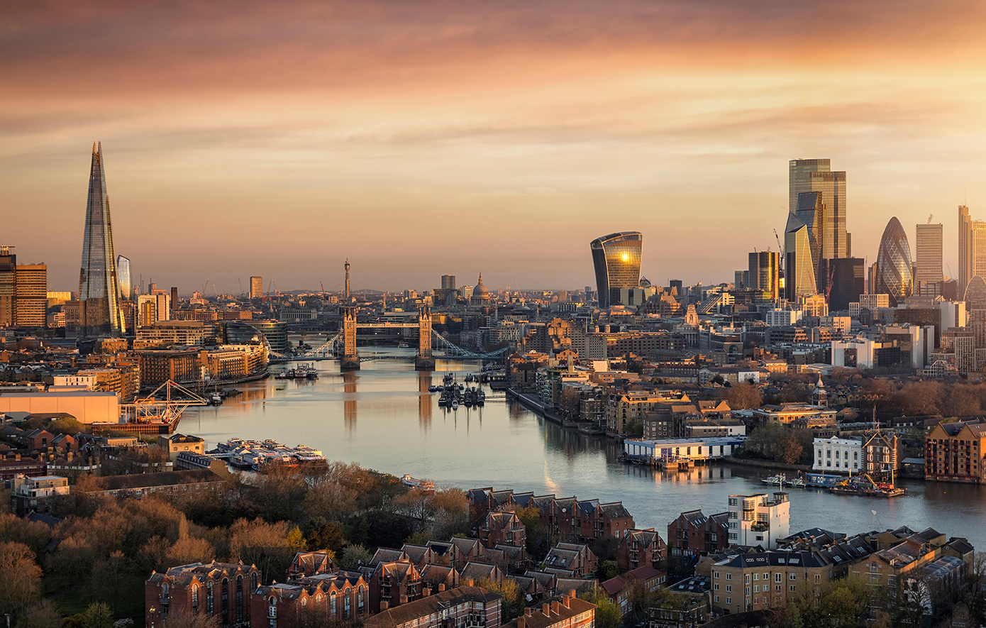 Το Λονδίνο σχεδιάζει να επιβάλει τέλος στους τουρίστες