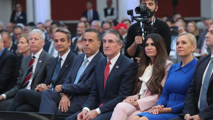 Κρις Ράιτ: Αμερικανική χρηματοδότηση για έργα φυσικού αερίου
