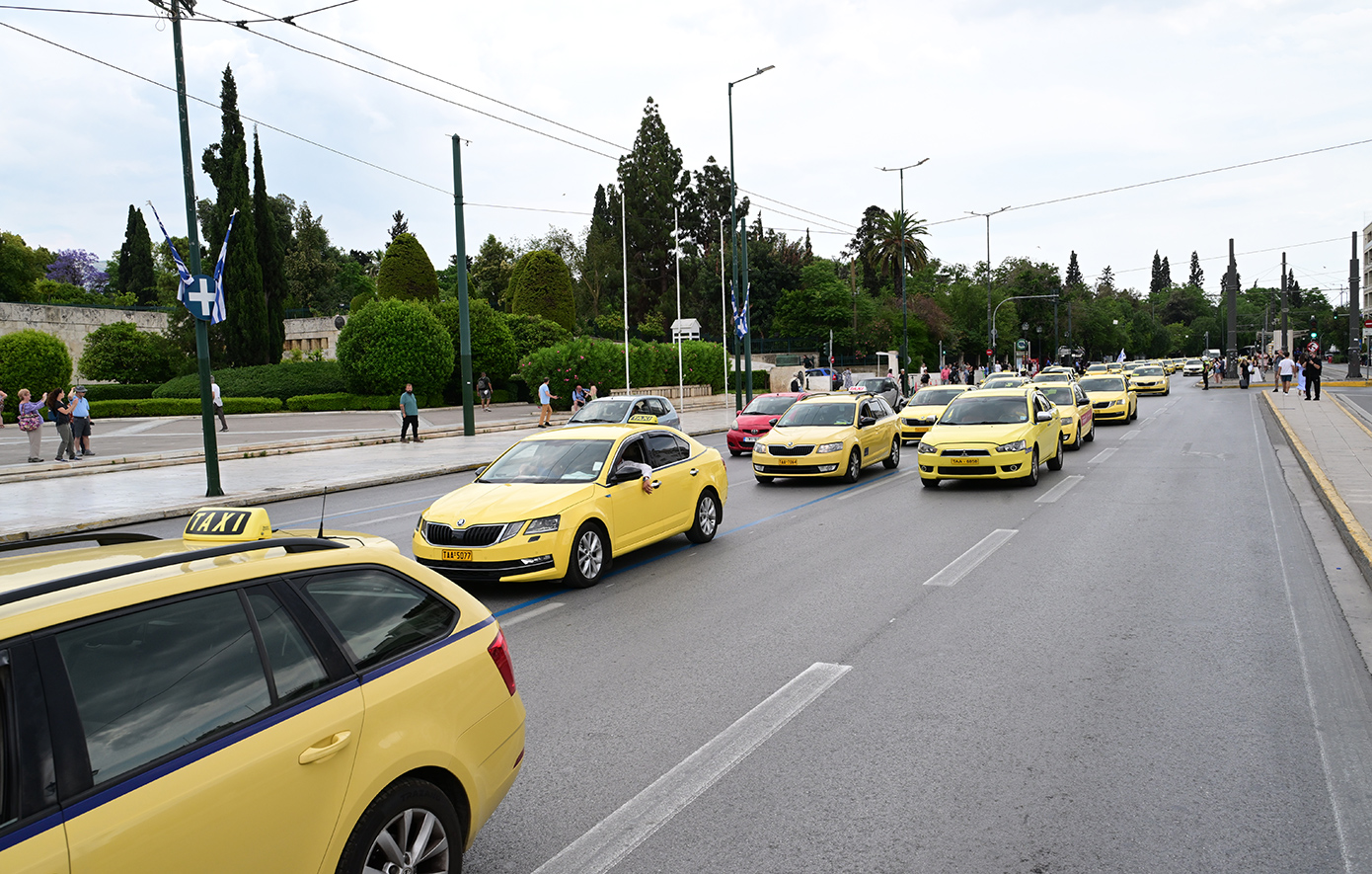 Ακινητοποιημένα ταξί στην Αθήνα την Τετάρτη και Πέμπτη