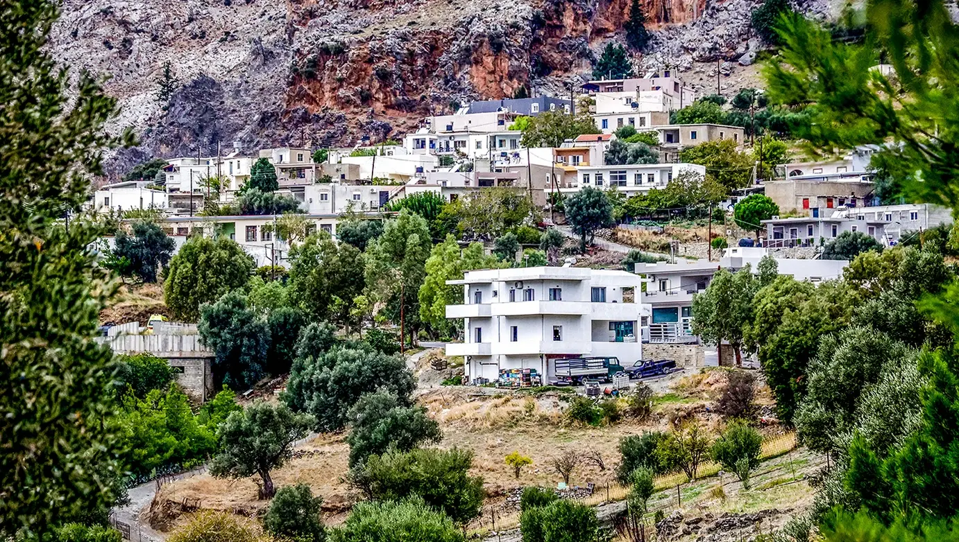«Της έστησαν καρτέρι και την “φάγανε”» – Ξεσπάει η μητέρα της 56χρονης που σκοτώθηκε στο αιματοκύλισμα στα Βορίζια
