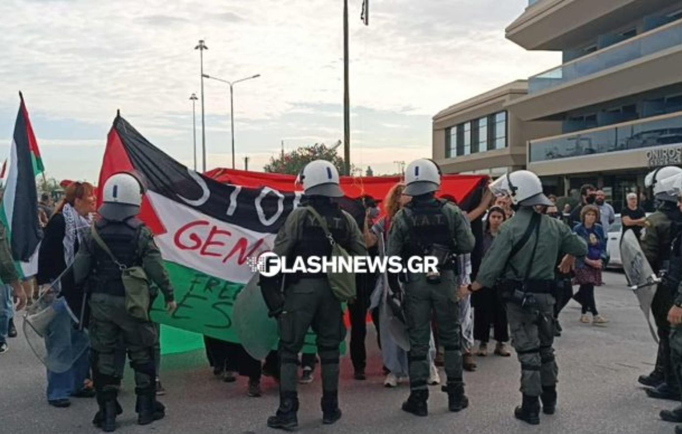 Διαμαρτυρία στο λιμάνι της Σούδας για την προσέγγιση ισραηλινού κρουαζιερόπλοιου