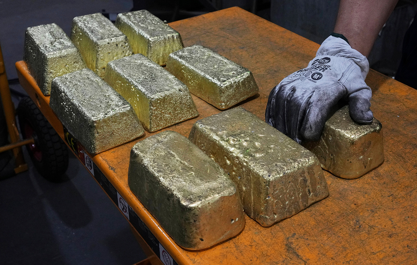 Η Κίνα ανακαλύπτει το πιο εντυπωσιακό κοίτασμα χρυσού στην ιστορία, καθώς η αξία του μετάλλου εκτοξεύεται