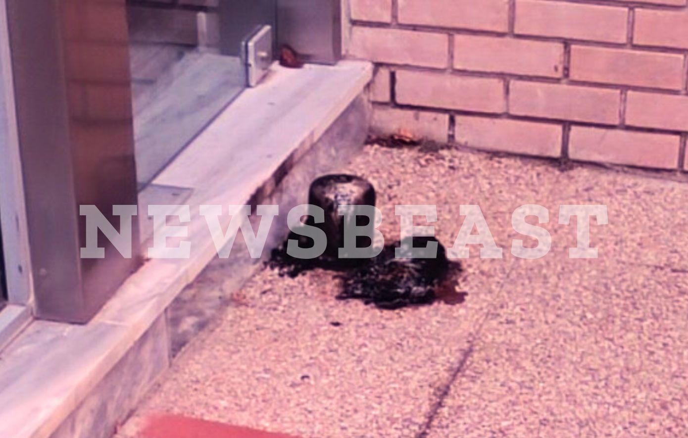 Οι Πυρήνες Άμεσης Δράσης ανέλαβαν την εμπρηστική επίθεση στα γραφεία του site της Ομάδας Αλήθειας