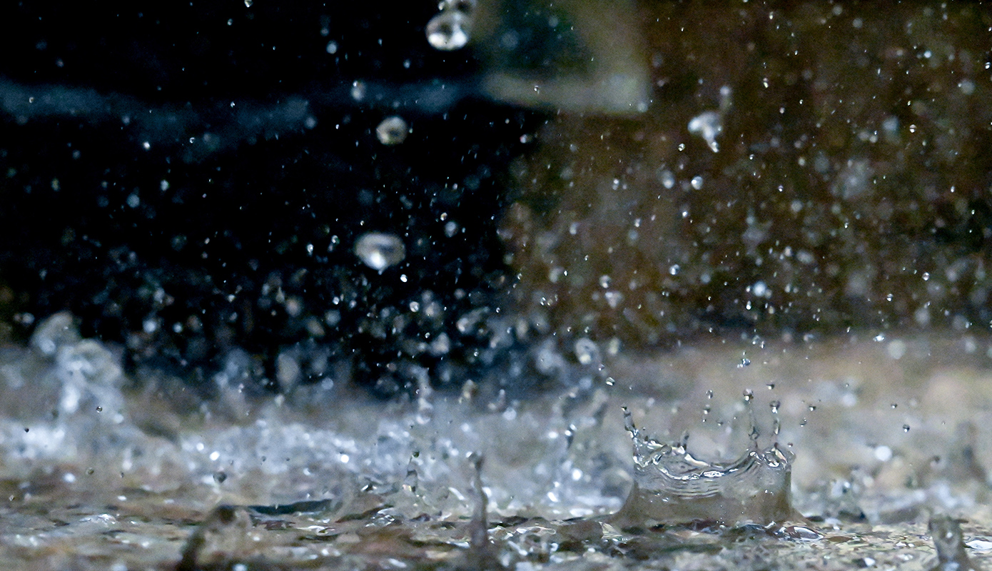 Πλημμυρισμένοι δρόμοι και διακοπές κυκλοφορίας σε Πιερία, Χαλκιδική και Ημαθία λόγω της κακοκαιρίας Byron