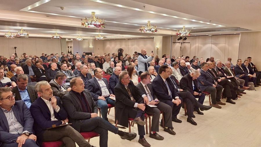 Στιγμιότυπο από την 34η τακτική γενική συνέλευση της ΕΔΕΥΑ. Το κοινό.