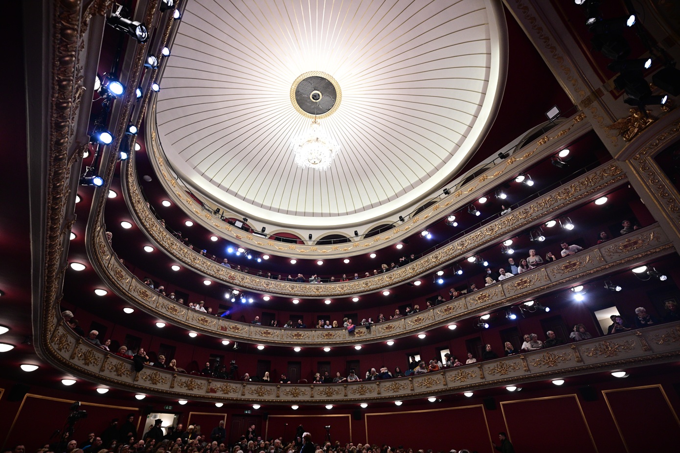 Διονύσης Παναγιωτάκης για την απεργία των ηθοποιών: «Σεβασμός στο δικαίωμα, χωρίς να εμποδίζεται η εργασία»