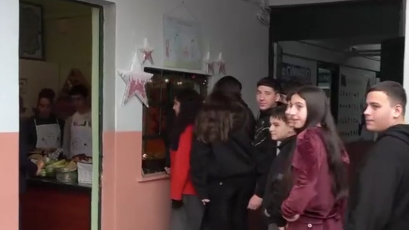 Οι μαθητές του 7ου Γυμνασίου Γλυφάδας ανέλαβαν πρωτοβουλία και διαχειρίζονται το κυλικείο τους μόνοι τους