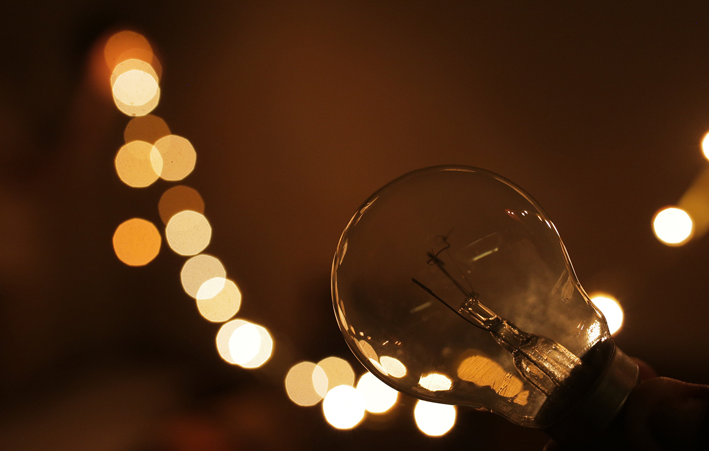 Από 1η Φεβρουαρίου τα πορτοκαλί τιμολόγια: Οι ώρες με τη φθηνότερη κιλοβατώρα – Λεπτομερή παραδείγματα