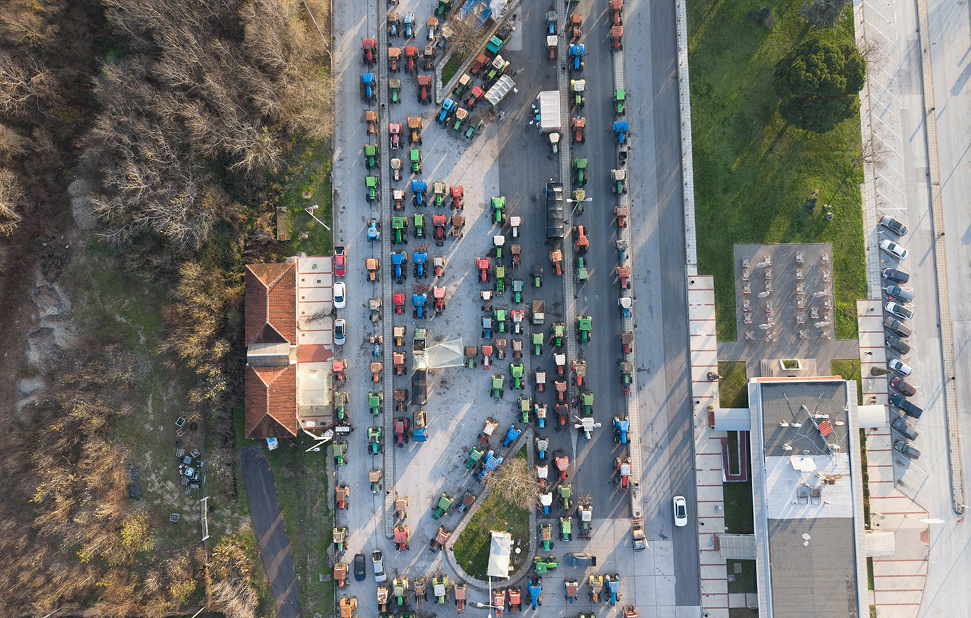 Αποκλεισμοί, μπλόκα και συνελεύσεις – Από αύριο οι διευκολύνσεις για τους ταξιδιώτες των εορτών ξεκινούν