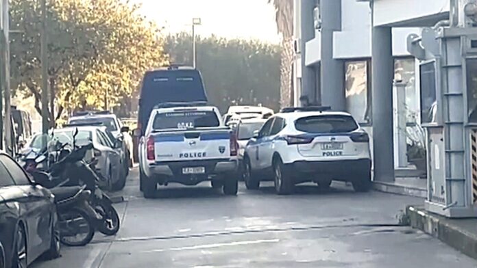 Ο 30χρονος απολογείται για το διπλό έγκλημα στη Φοινικούντα – Κατηγορείται ως εγκέφαλος του σχεδίου