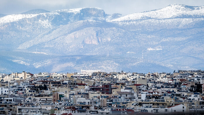 Πολλές περιοχές θα δουν χιόνια την Πρωτοχρονιά – Από Σάββατο επιστρέφει η «άνοιξη»
