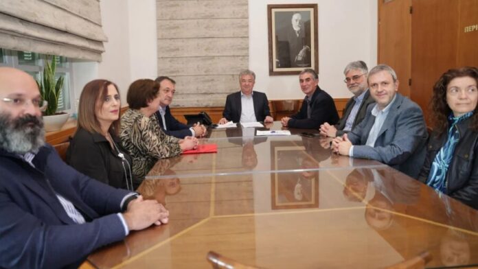Περιφέρεια Κρήτης: Συνεργασία με το ΕΛΜΕΠΑ για εκπαίδευση 500 εργαζομένων σε θέματα ΑμεΑ προσβασιμότητας