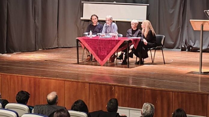 Δ.Τυρνάβου: Με επιτυχία στέφθηκε το Πανελλήνιο Συνέδριο Γλωσσολογίας «Τζαρτζάνεια»