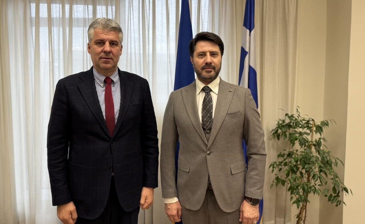 Σύσκεψη Περιφερειάρχη Α.Μ.Θ. με τον Δήμαρχο Μύκης