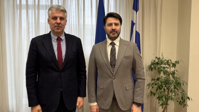 Σύσκεψη Περιφερειάρχη Α.Μ.Θ. με τον Δήμαρχο Μύκης