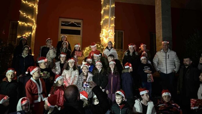 Δ. Γορτυνίας: Η Βυτίνα αγκαλιάζει το χριστουγεννιάτικο πνεύμα
