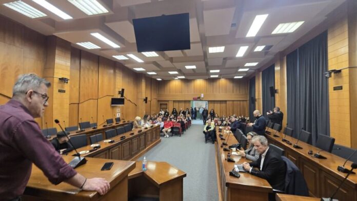 Ο Γ. Αμανατίδης στην εκδήλωση του Συλλόγου Εργαζομένων της Π.Ε. Κοζάνης