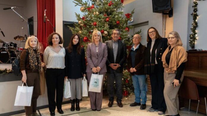 Η Δήμαρχος Ιλίου στηρίζει δομές φροντίδας και φιλοξενίας κατά τις γιορτές