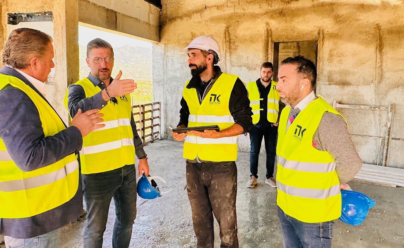 Ο Μ. Μποκέας στο έργο ανέγερσης του Πολιτιστικού Γαζίου