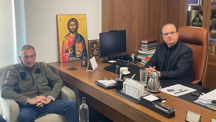 Σύσκεψη δημάρχου Ρεθύμνης για το προσφυγικό θέμα