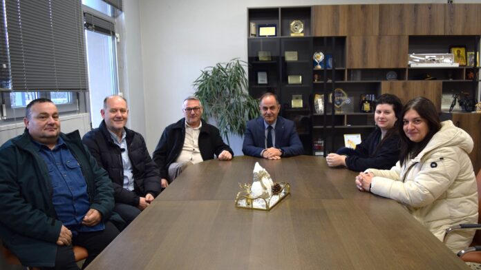 Σύσκεψη Δημάρχου Καρδίτσας με ηγετικά στελέχη της ΔΗΜΤΟ Ν.Δ.