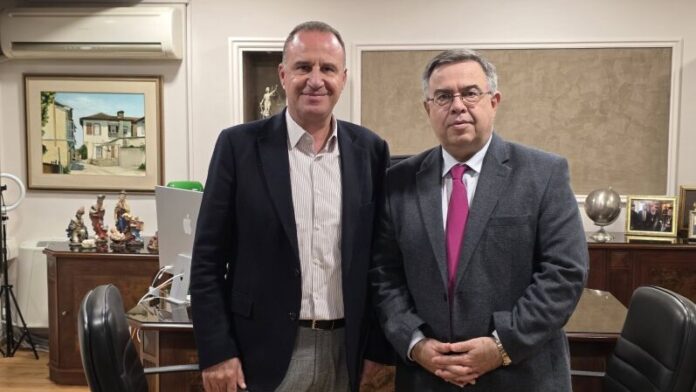 Συνάντηση Γραμματέα Αποκεντρωμένης Διοίκησης Μακεδονίας-Θράκης με τον Δήμαρχο Παγγαίου