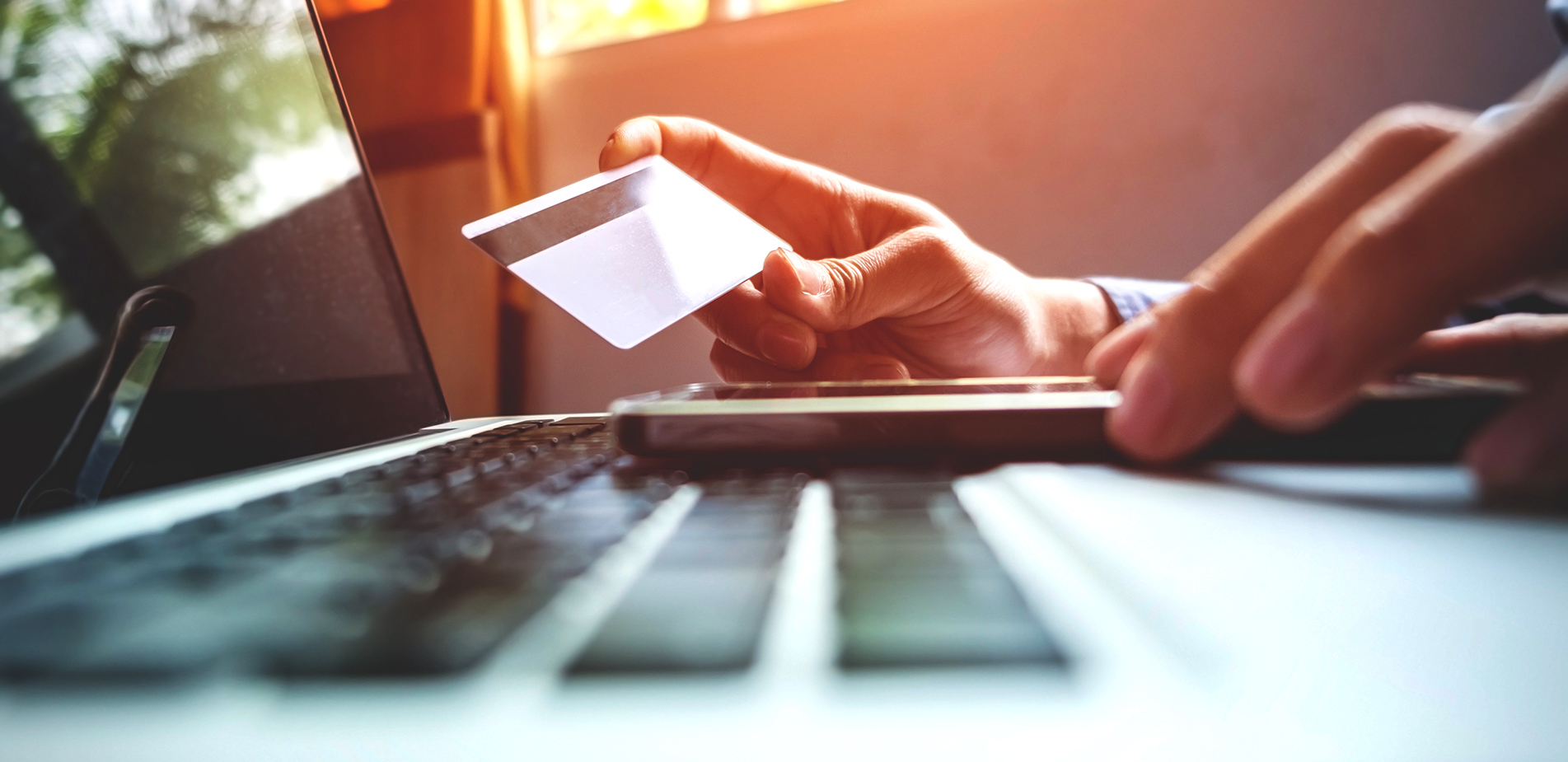 Γιορτινές online αγορές: Απόλαυσε έξυπνα και ξέγνοιαστα