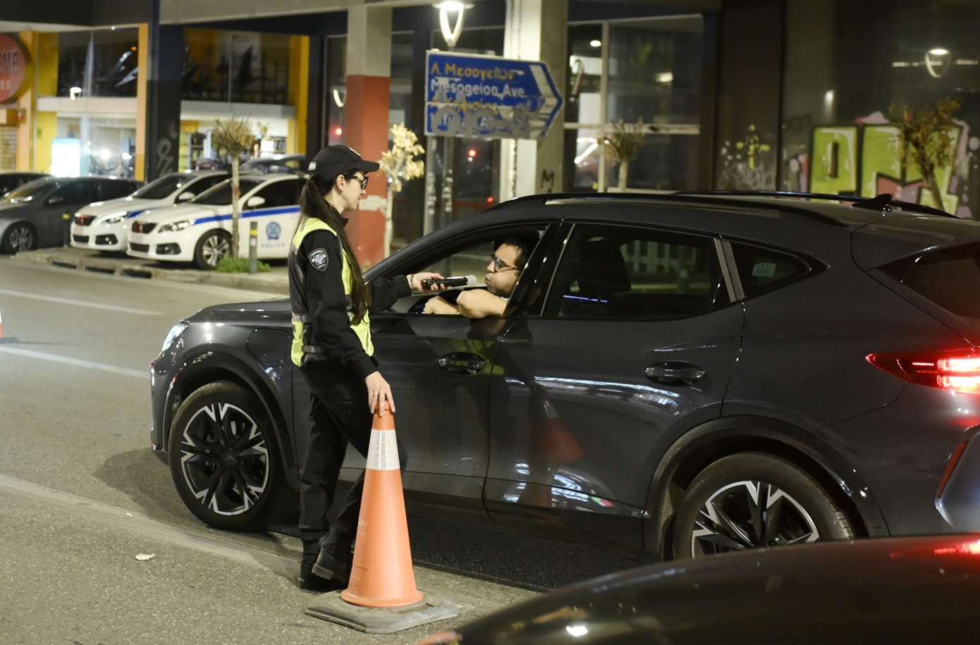 Χριστουγεννιάτικο μπαράζ ελέγχων της Τροχαίας: Διενήργησε 6.000 αλκοτέστ – 87 οδηγοί βρέθηκαν θετικοί, 6 συλλήψεις