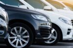 Συνελήφθη σπείρα που έκλεβε αυτοκίνητα στην Αττική – Τα παραποιούσαν και τα πωλούσαν σε ανυποψίαστους πολίτες