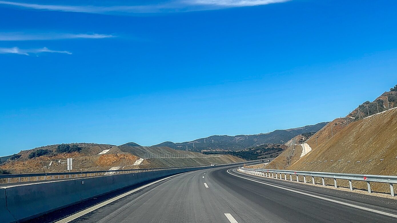 Προσωρινές κυκλοφοριακές ρυθμίσεις στην ΠΑΘΕ, στο ρεύμα από Θεσσαλονίκη προς Αθήνα