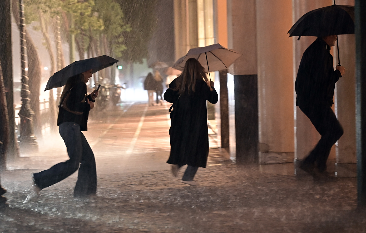 Επικείμενη κακοκαιρία πριν τις γιορτές – Οι εκτιμήσεις των μετεωρολόγων για τον καιρό έως τις 20 Δεκεμβρίου