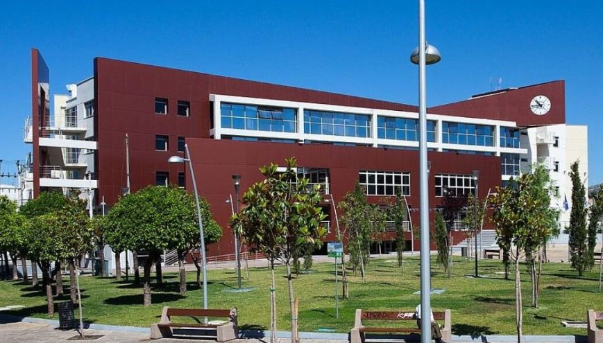 Απόψε η Λαμπερή Φωταγώγηση του Χριστουγεννιάτικου Δέντρου στο Περιστέρι