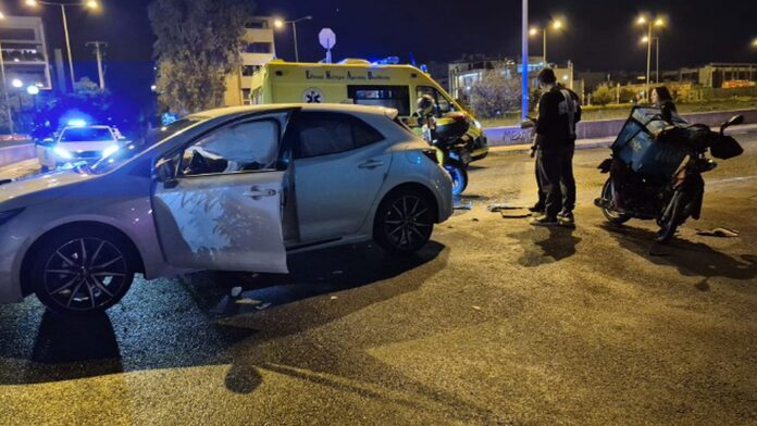 Διανομέας χάνει τη ζωή του σε τροχαίο σε παράδρομο της Αττικής Οδού στο Χαλάνδρι