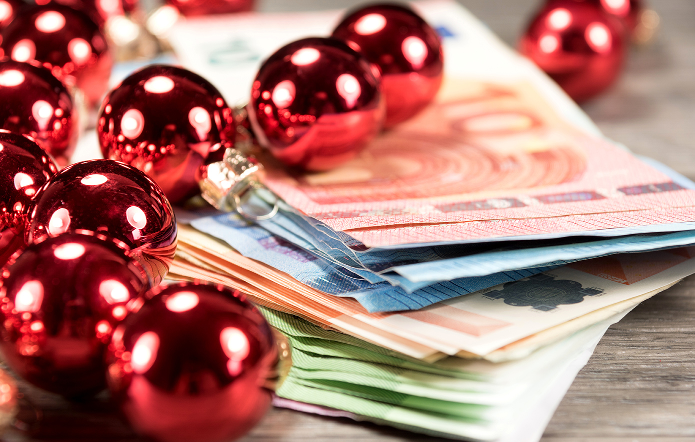 Καταβολές επιδομάτων, συντάξεων και Δώρου Χριστουγέννων: Οι τελικές ημερομηνίες